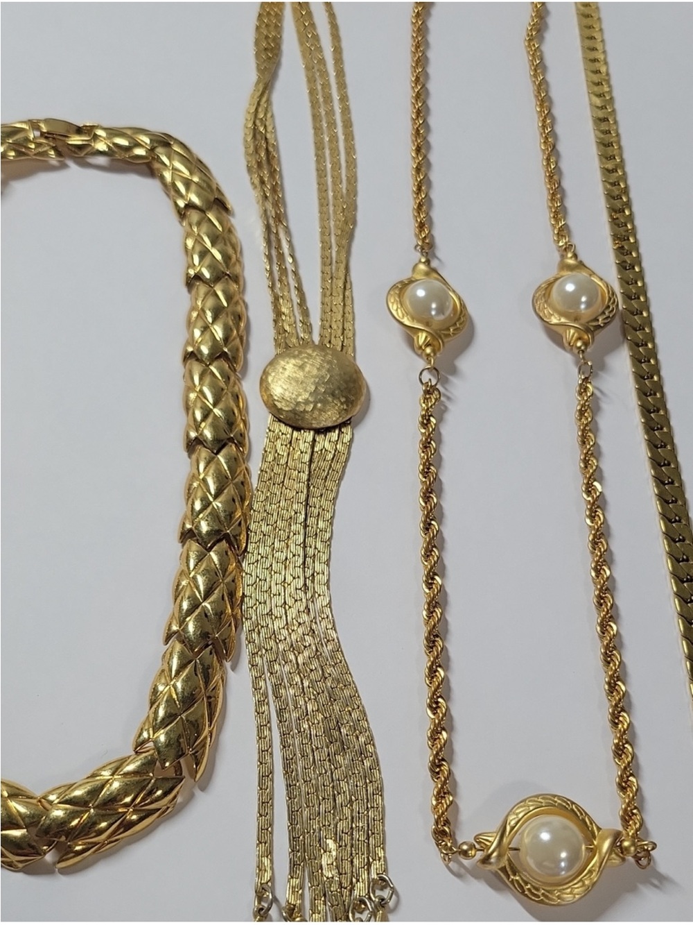 Vintage Gold-Tone Pearl Accent Women's Necklace and Bracelet Set